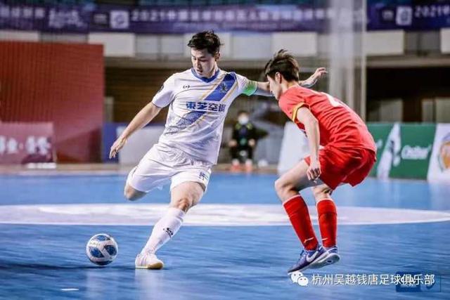 中国男篮不敌德国狂输49分 李凯尔10分周琦9分