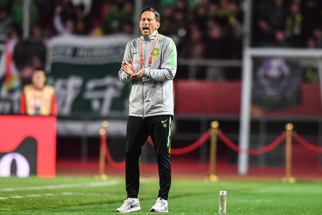 老队友林书豪给崔永熙提建议：训练中要狠一些